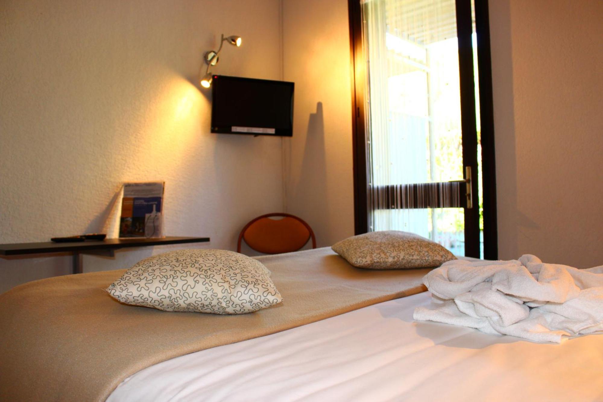 Hotel Les Gabarres Tour-de-Faure